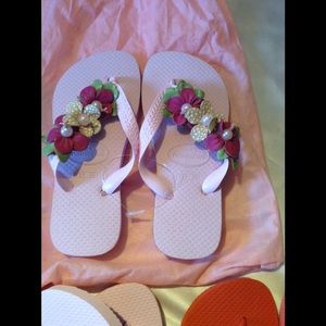 EMBELLISHED HAVAIANAS